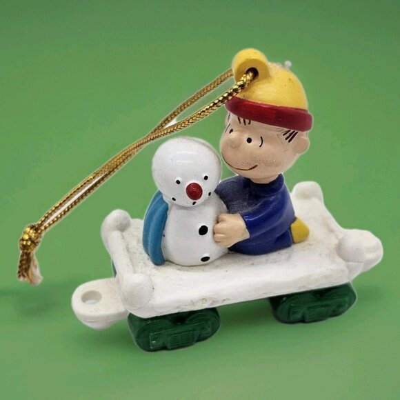 Peanuts Linus & Snowman On Train Vintage Christmas Tree Ornament - Picture 1 of 9